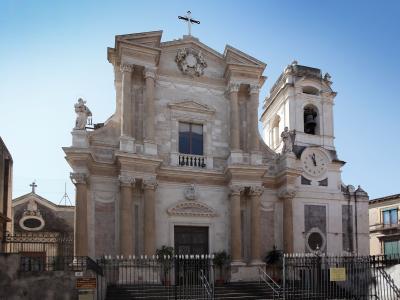CHiesa di S. Maria dell'Aiuto, facciata