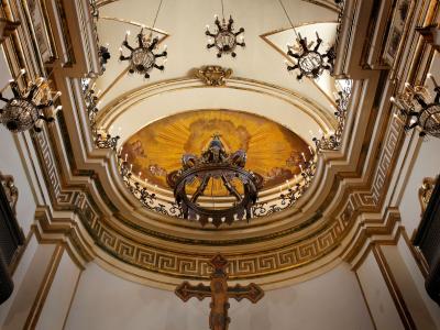 Altare absidato