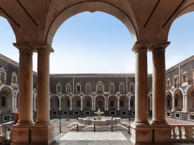 Chiostro di ponente.