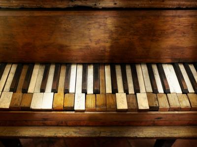 MUSEO VINCENZO BELLINI, particolare di un pianoforte