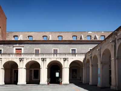 PALAZZO DELLA CULTURA, corte interna