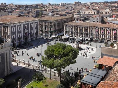 PIAZZA DUOMO, veduta dall'alto