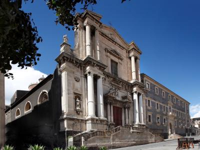 Veduta verso la chiesa di san Francesco Borgia