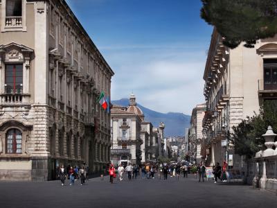 VIA ETNEA, da piazza Duomo